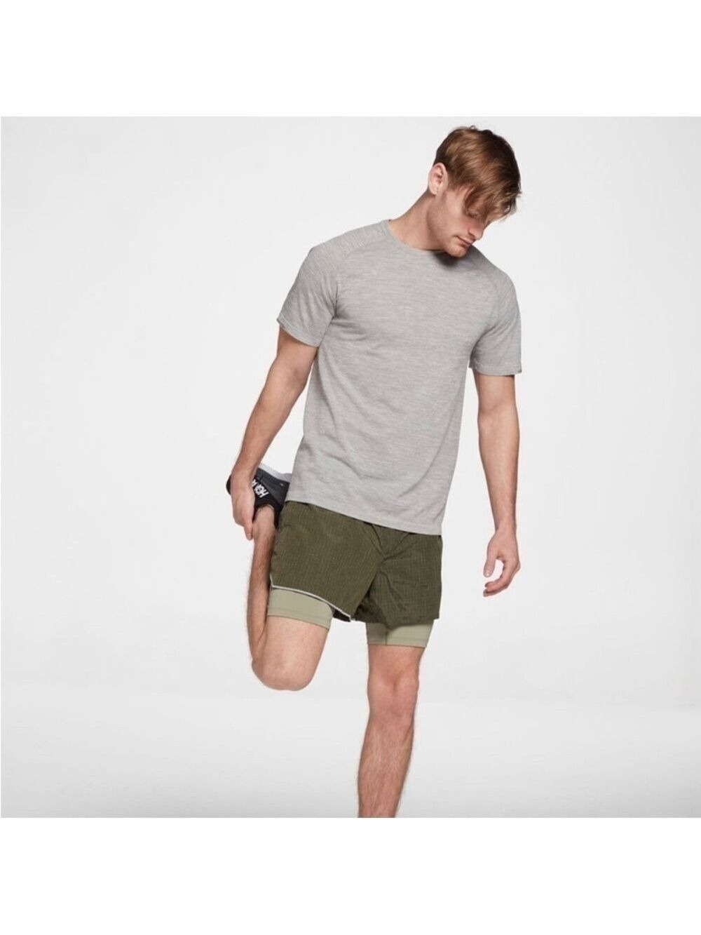 VRST Dick’s Sporting Goods Hybrid Men's Running Short - NWT